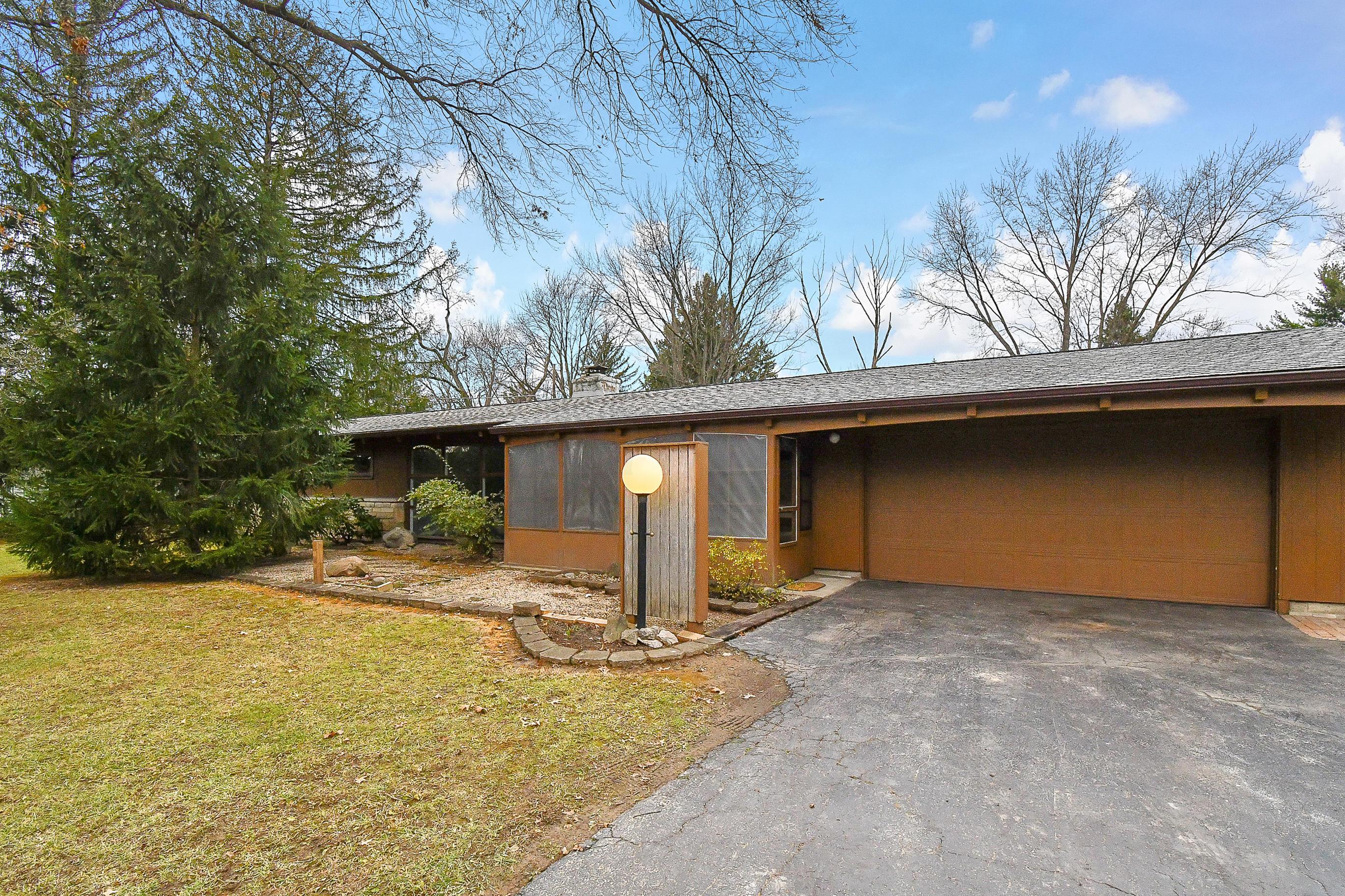 3520 Fishinger Road Columbus, OH 43221 - Photo 4 of 40