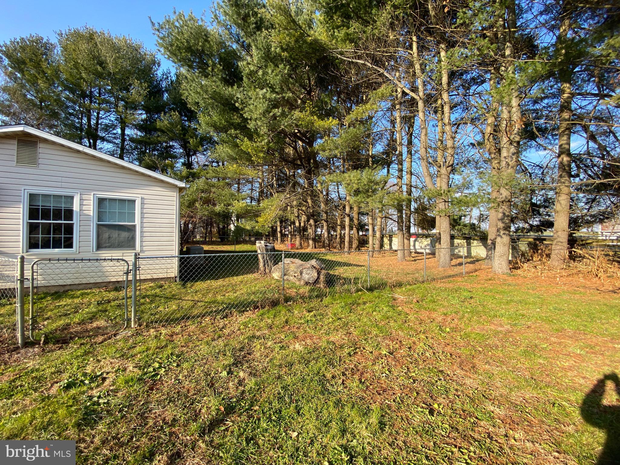 585 Media Road Oxford, PA 19363 - Photo 14 of 48 Back and side of home