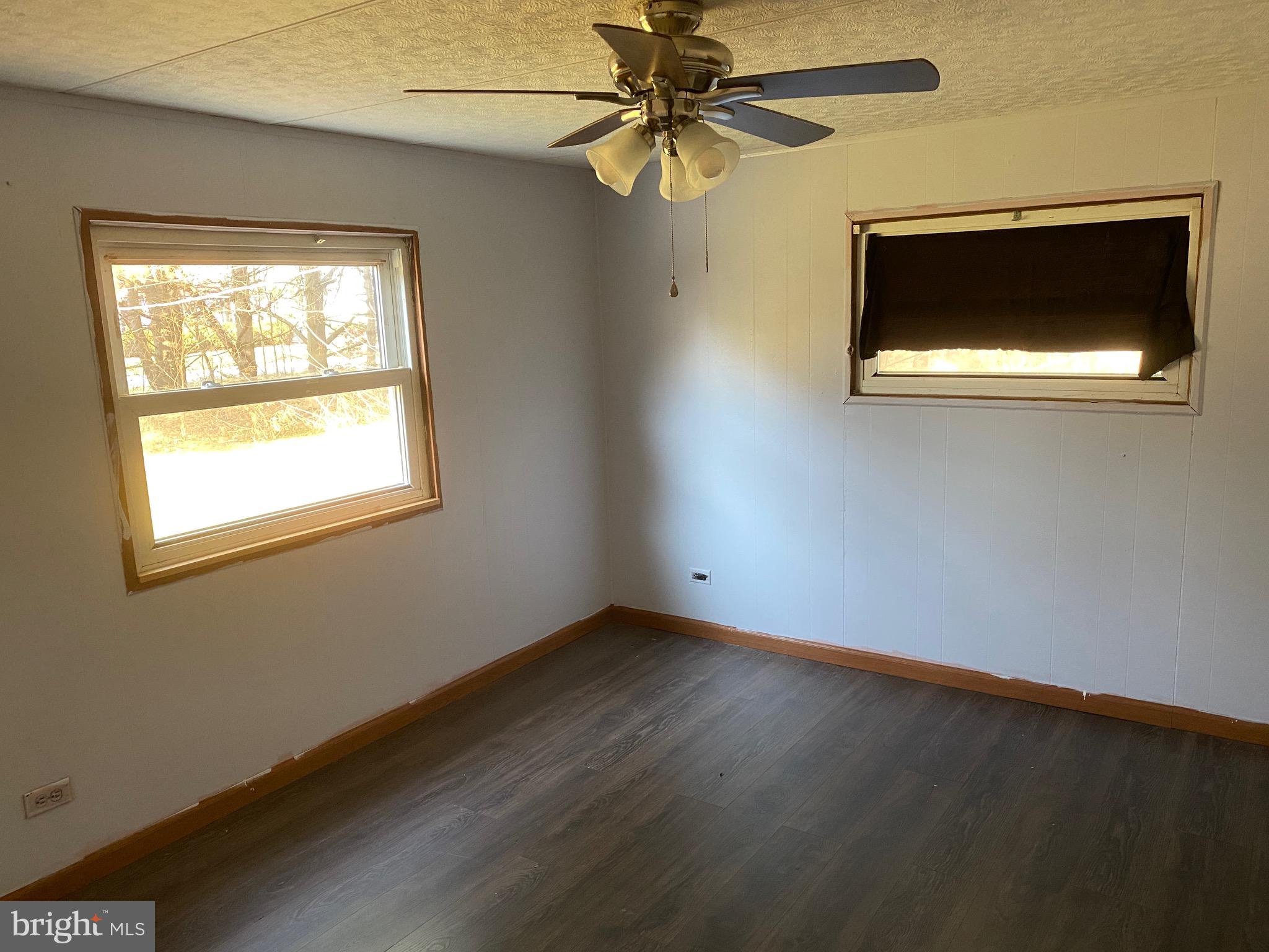 585 Media Road Oxford, PA 19363 - Photo 27 of 48 Bedroom 3