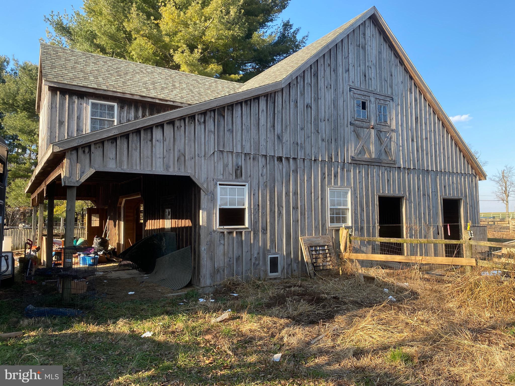 585 Media Road Oxford, PA 19363 - Photo 5 of 48 Right side of barn