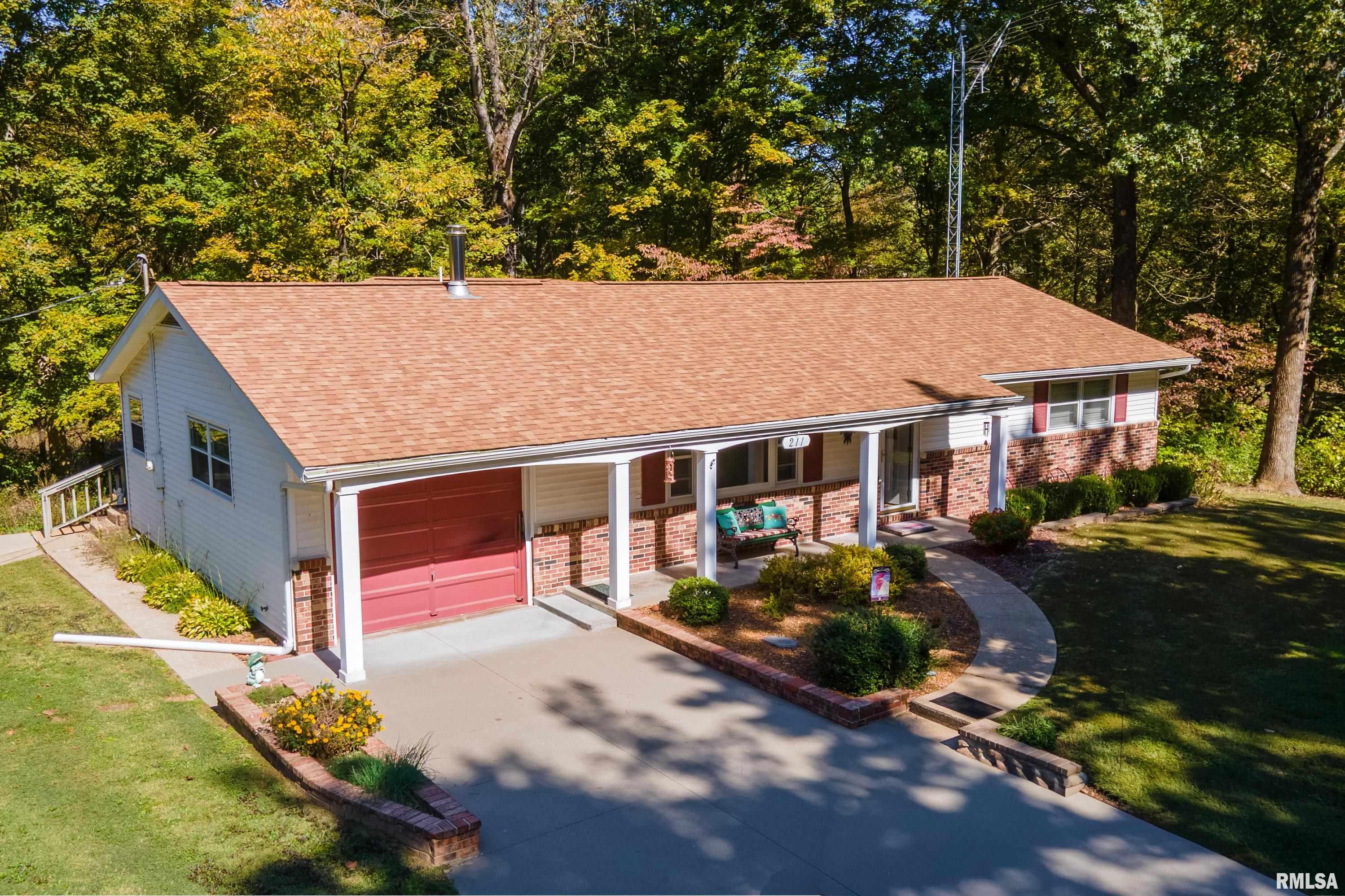 211 Raccoon Valley Road Makanda, IL 62958 - Photo 1 of 35 Gallery Image 1