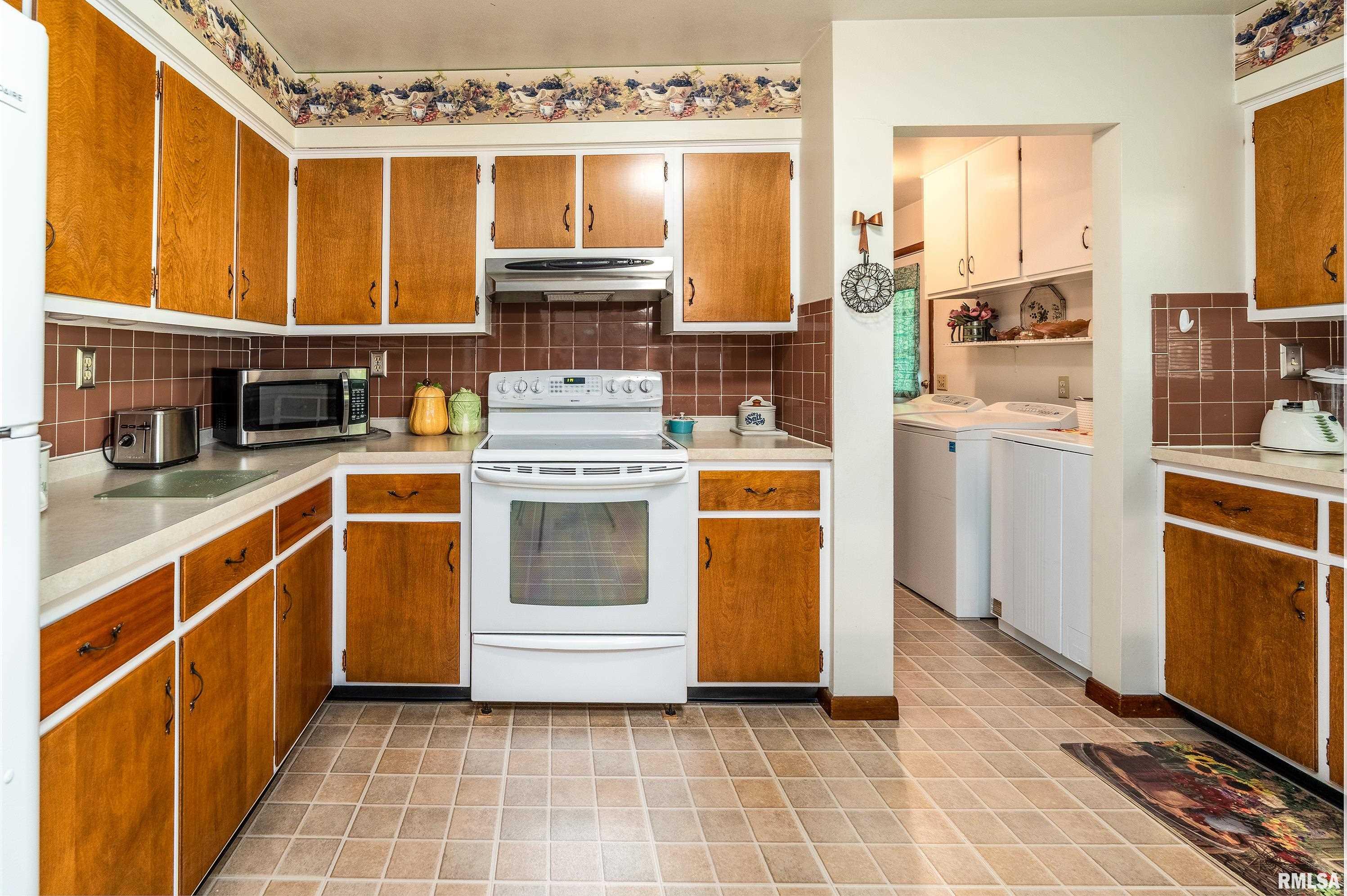 211 Raccoon Valley Road Makanda, IL 62958 - Photo 12 of 35 Gallery Image 12