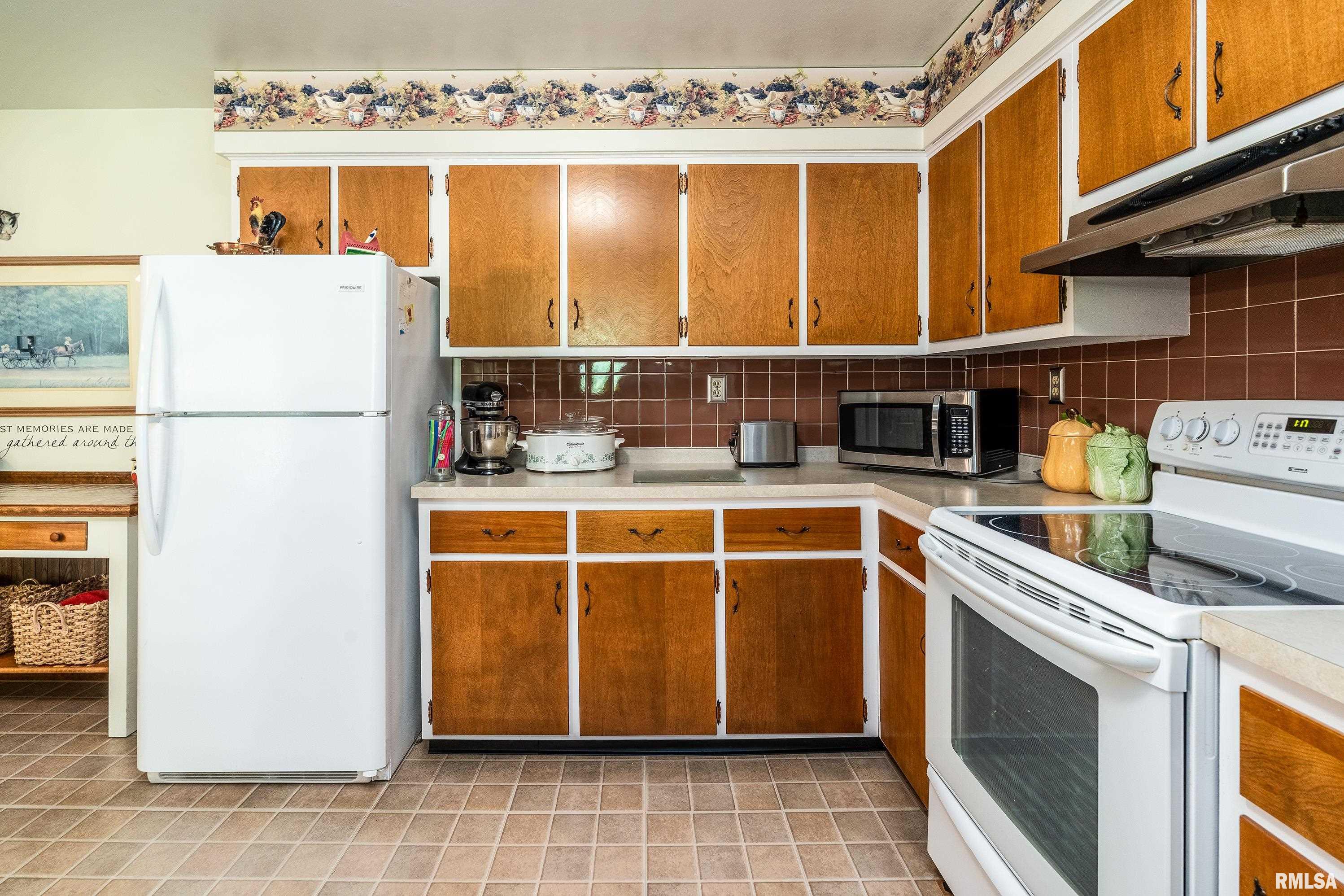 211 Raccoon Valley Road Makanda, IL 62958 - Photo 15 of 35 Gallery Image 15