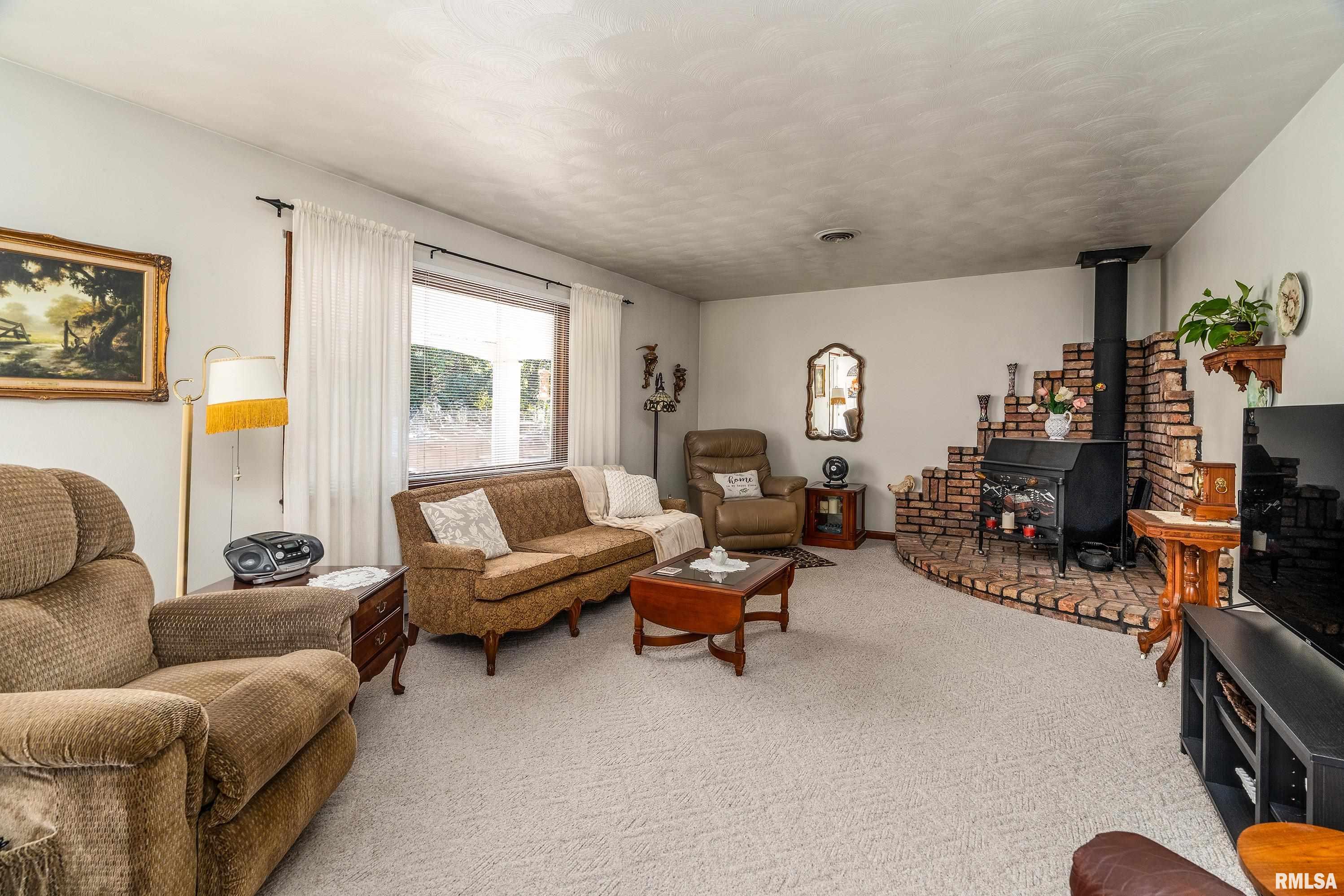 211 Raccoon Valley Road Makanda, IL 62958 - Photo 5 of 35 Gallery Image 5