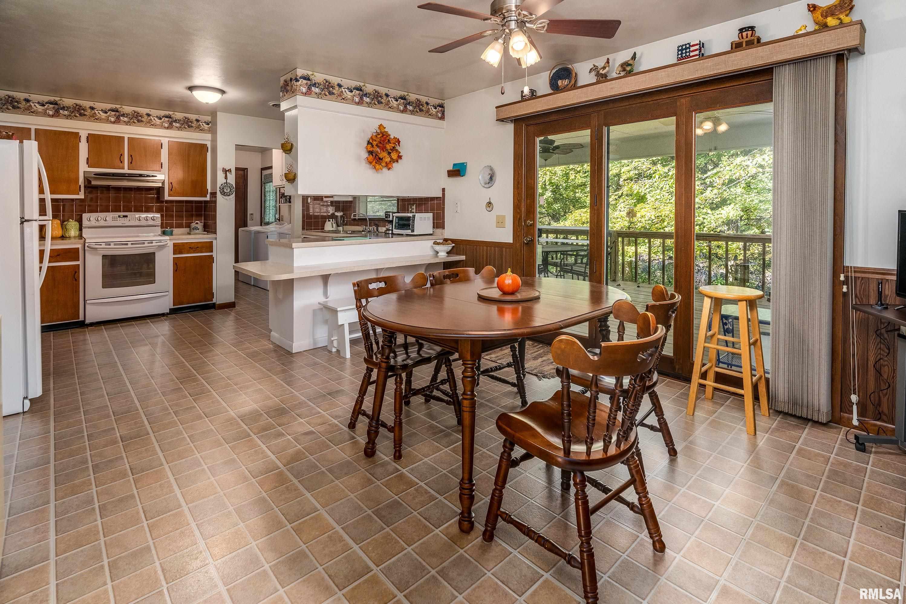 211 Raccoon Valley Road Makanda, IL 62958 - Photo 9 of 35 Gallery Image 9