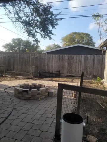 $192,500 | 942 Delaine Drive, Corpus Christi, TX 78411