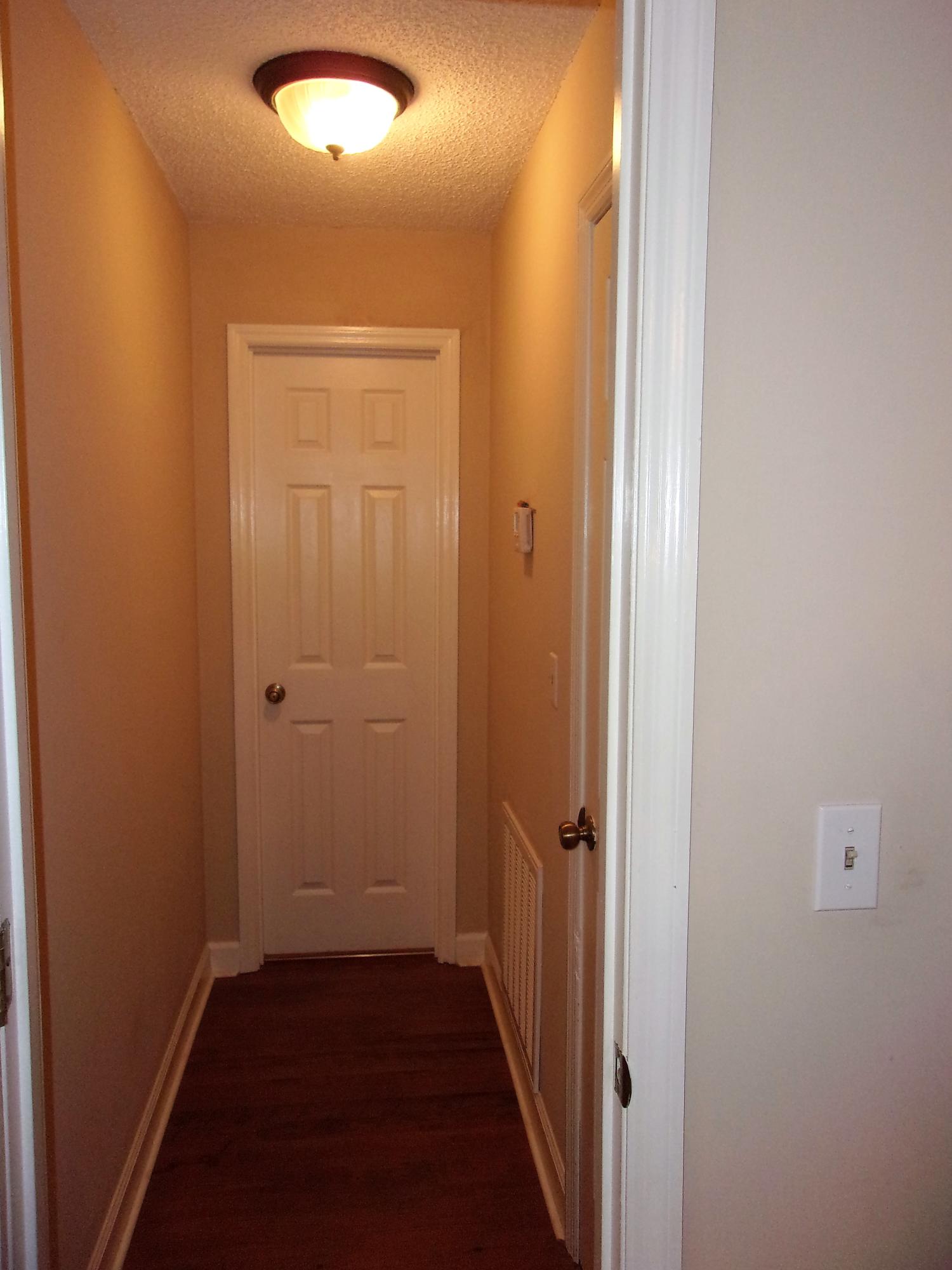 1422 Wilson Road Knoxville, TN 37912 - Photo 12 of 21 100_1115