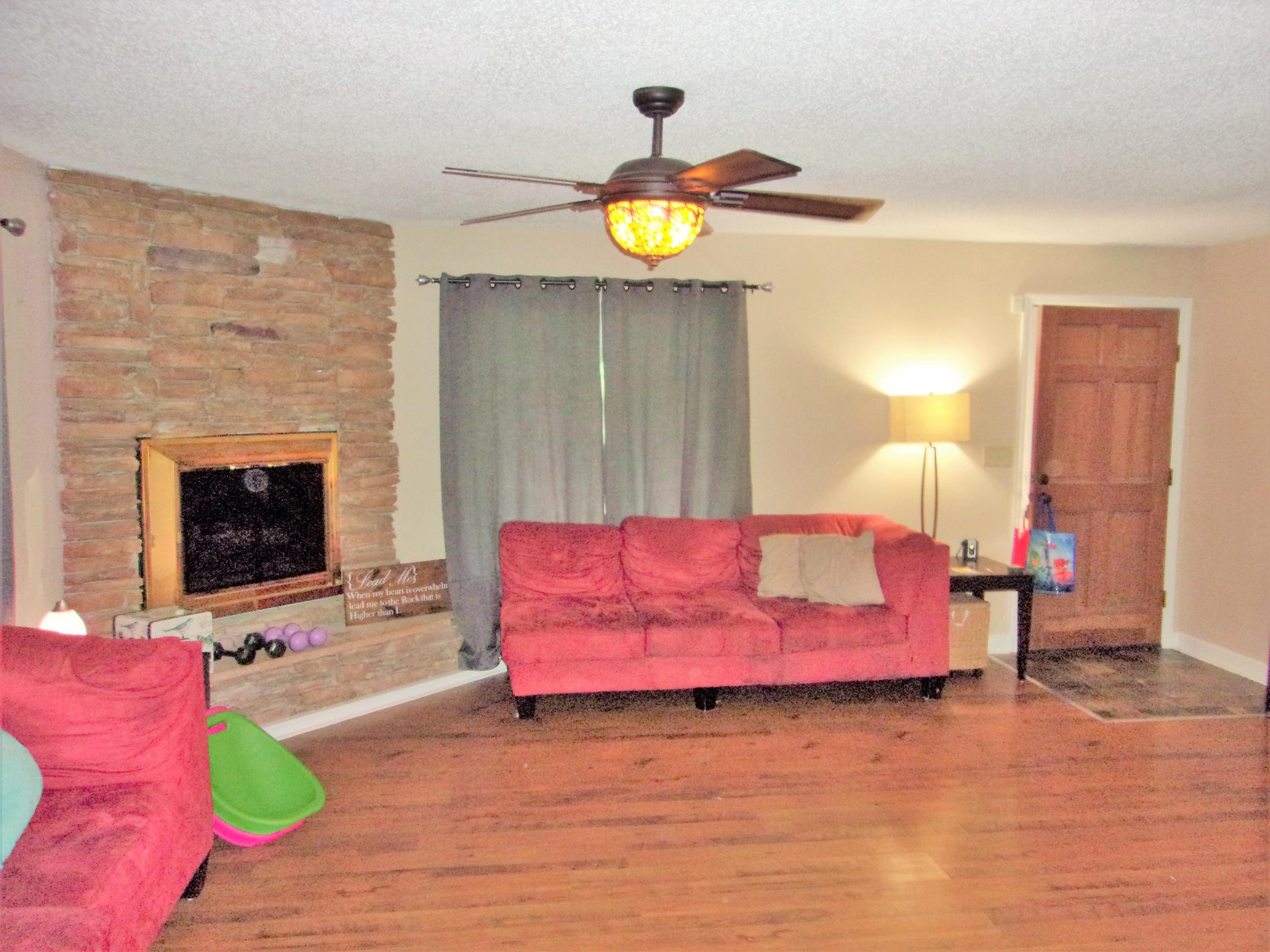 1422 Wilson Road Knoxville, TN 37912 - Photo 4 of 21 100_1119