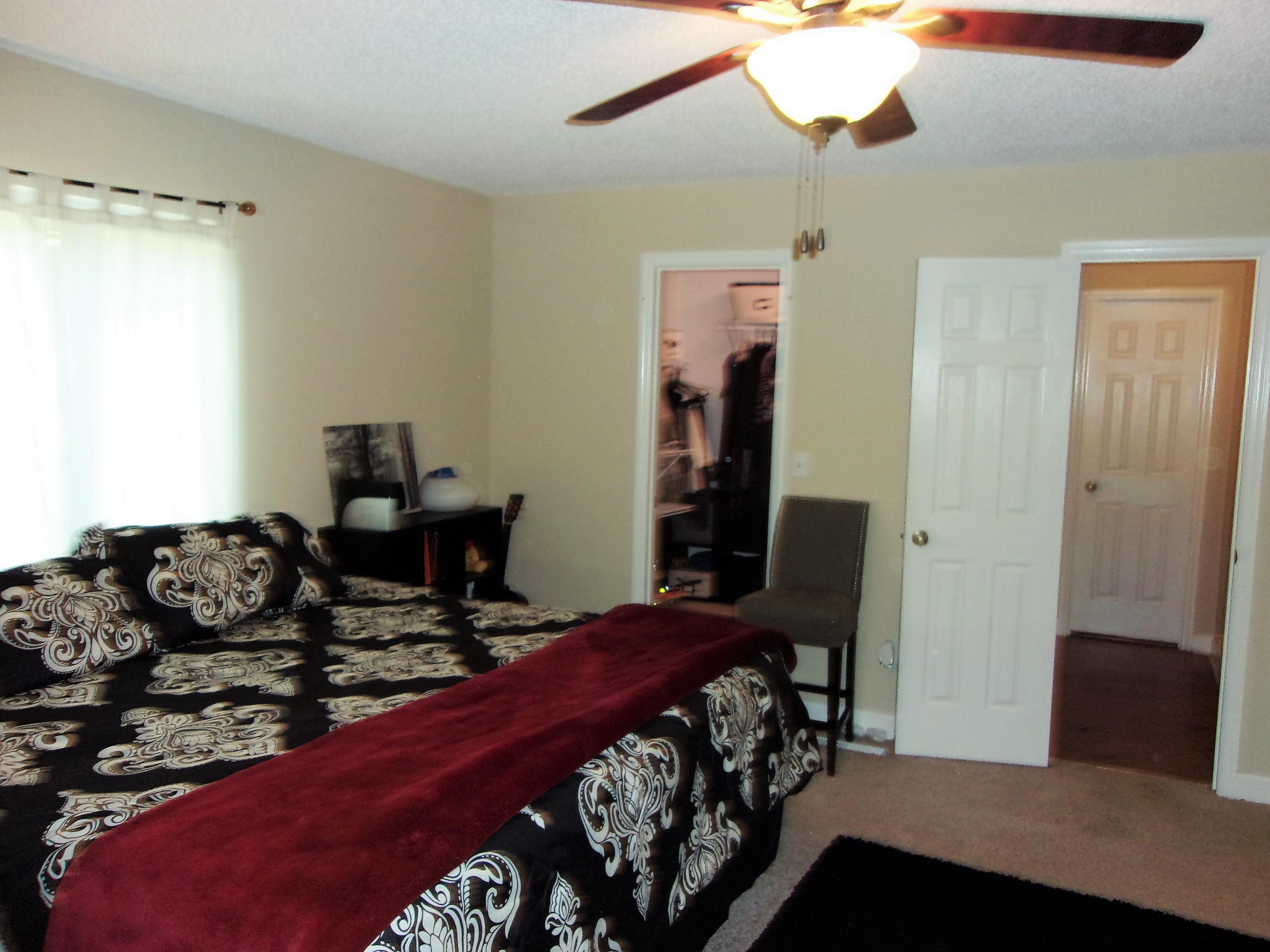 1422 Wilson Road Knoxville, TN 37912 - Photo 10 of 21 100_1113
