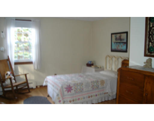 193 Fox Hill Road Burlington, MA 01803 - Photo 21 of 25 Gallery Image 21