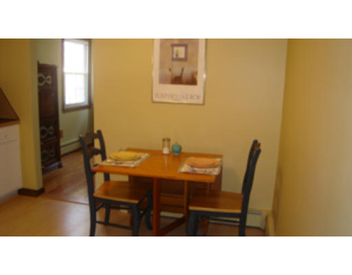 193 Fox Hill Road Burlington, MA 01803 - Photo 4 of 25 Gallery Image 4