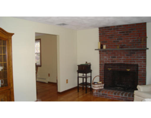 193 Fox Hill Road Burlington, MA 01803 - Photo 10 of 25 Gallery Image 10