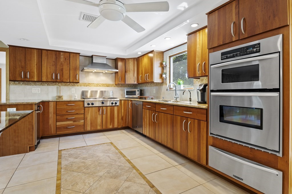 3 Bradford Road Danvers, MA 01923 - Photo 15 of 33 Gallery Image 15