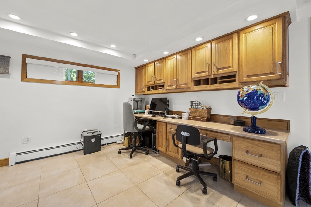 3 Bradford Road Danvers, MA 01923 - Photo 23 of 33 Gallery Image 23