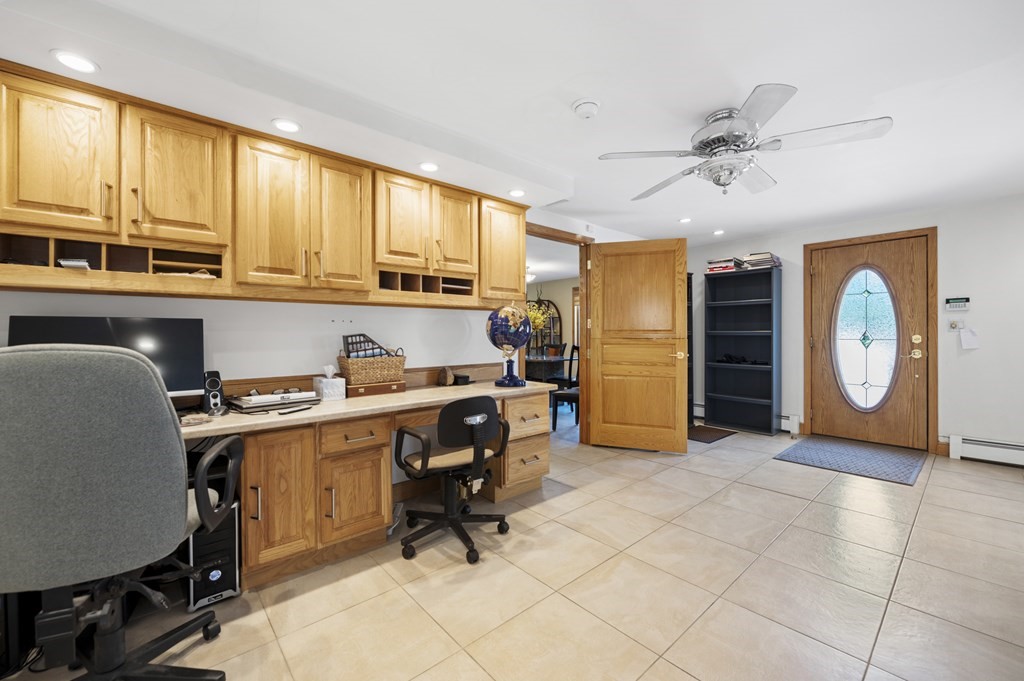 3 Bradford Road Danvers, MA 01923 - Photo 24 of 33 Gallery Image 24
