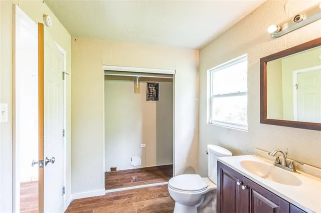 $275,000 | 37 Busby Lane, Bells, TX 75414