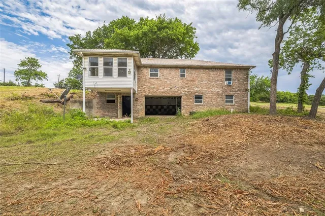 $275,000 | 37 Busby Lane, Bells, TX 75414