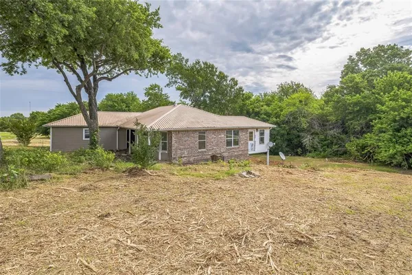 $239,000 | 37 Busby Lane, Bells, TX 75414
