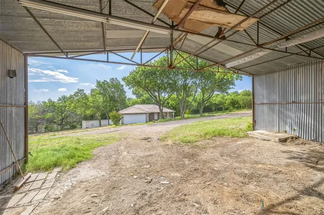$275,000 | 37 Busby Lane, Bells, TX 75414