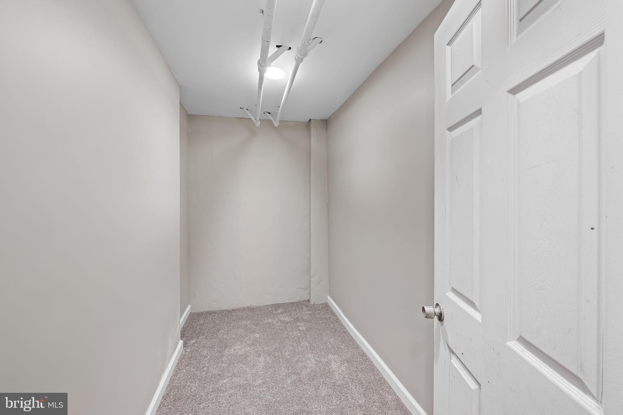 1305 Northview Road Baltimore, MD 21218 - Photo 25 of 33 Walk-in closet/storage