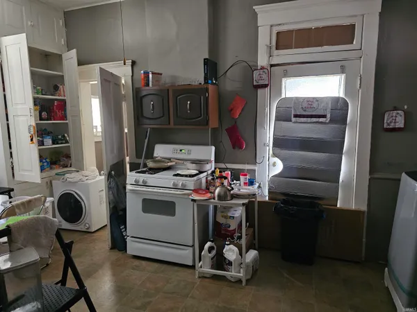 $159,900 | 1003 North Street, Logansport, IN 46947