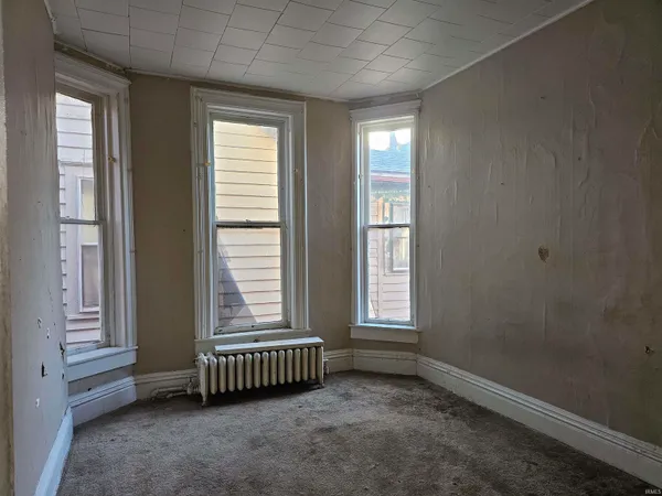 $159,900 | 1003 North Street, Logansport, IN 46947