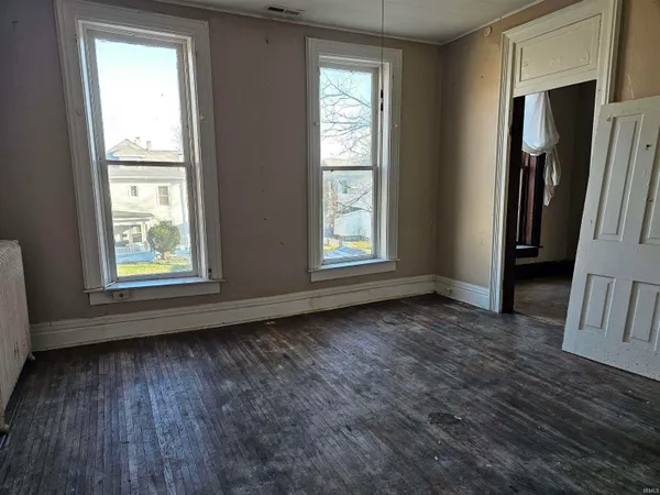 $159,900 | 1003 North Street, Logansport, IN 46947