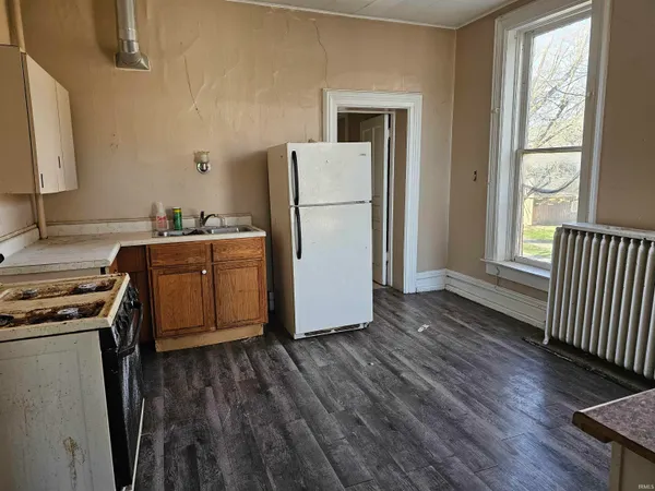$159,900 | 1003 North Street, Logansport, IN 46947