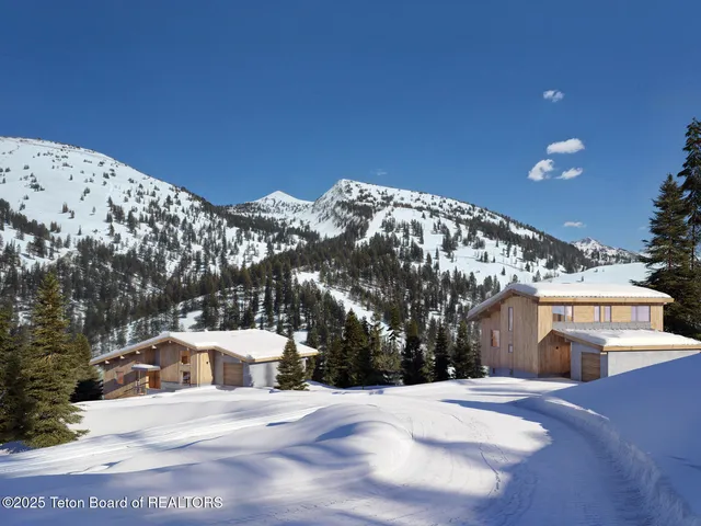$6,700,000 | 1030 Camber Lane, Alta, WY 83414