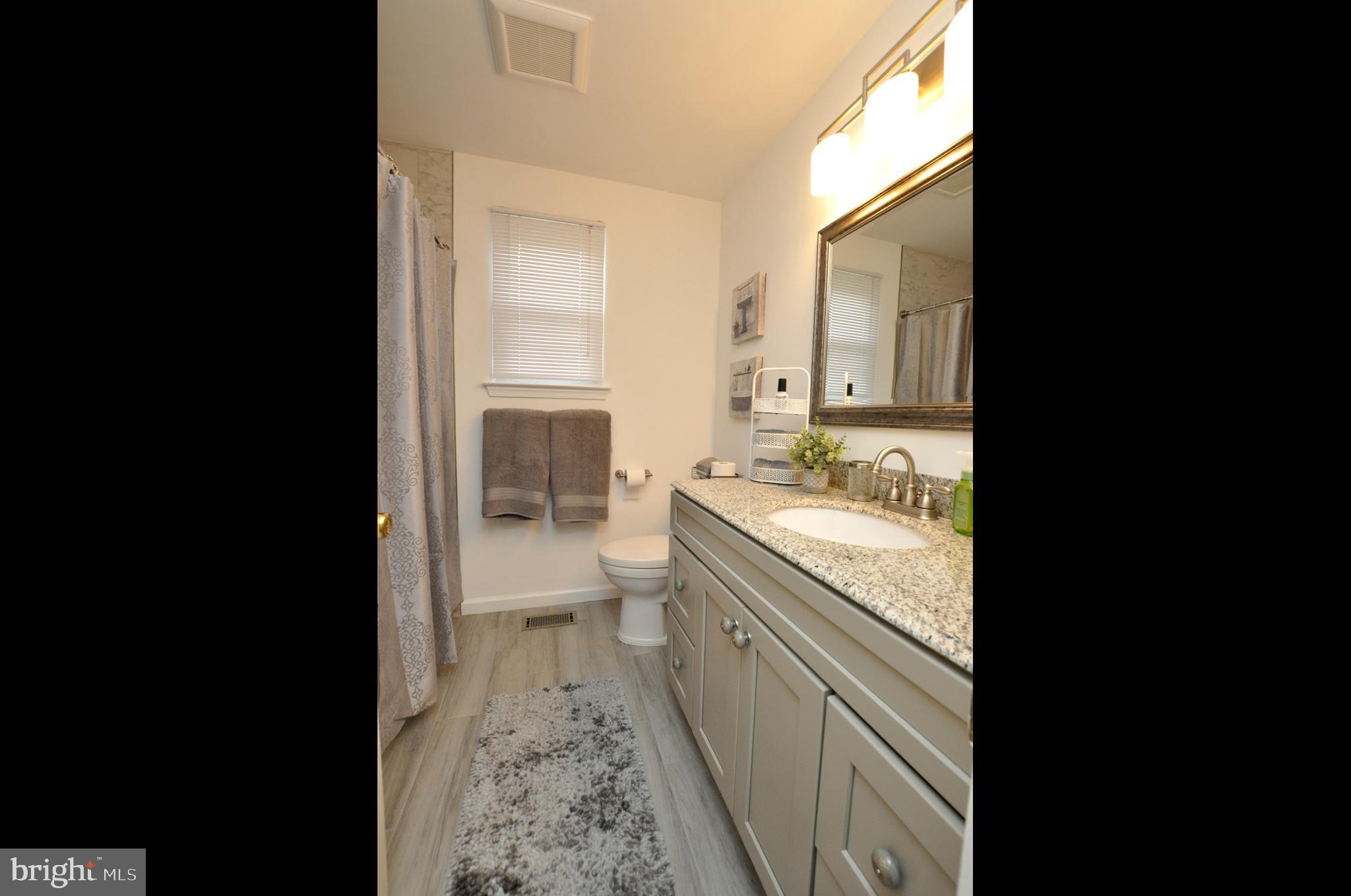 7 Verona Road Marlton, NJ 08053 - Photo 17 of 19 Main Bath