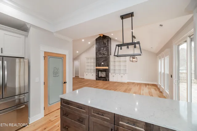 $574,900 | 328 Nuhya Lane, Loudon, TN 37774