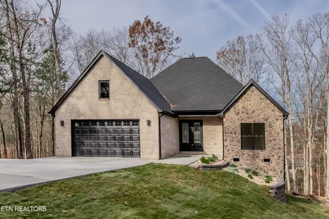 $574,900 | 328 Nuhya Lane, Loudon, TN 37774