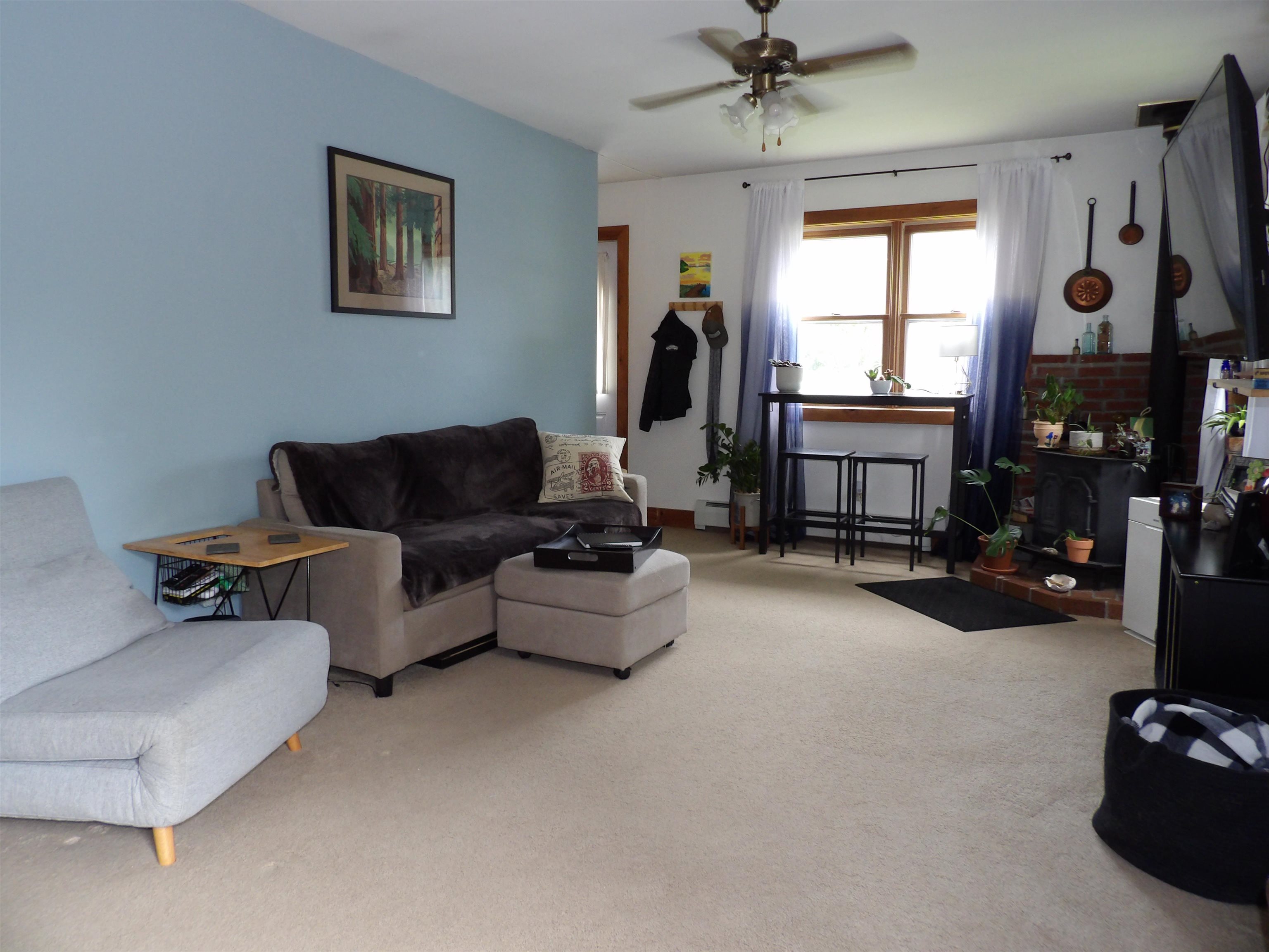 19 Phillips Street Rutland, VT 05701 - Photo 12 of 35