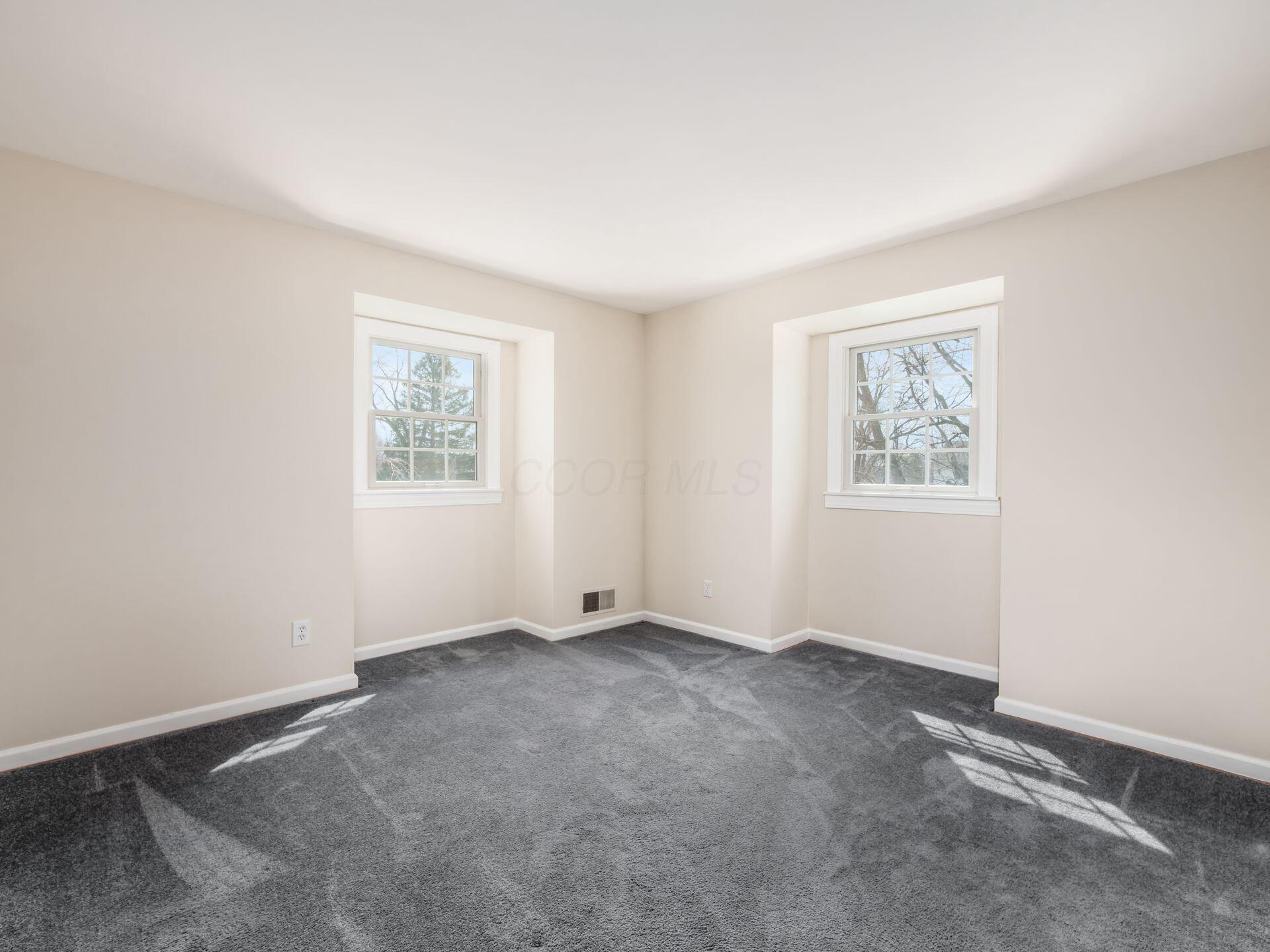 880 Lynbrook Road Columbus, OH 43235 - Photo 42 of 59 Hardwood under carpet