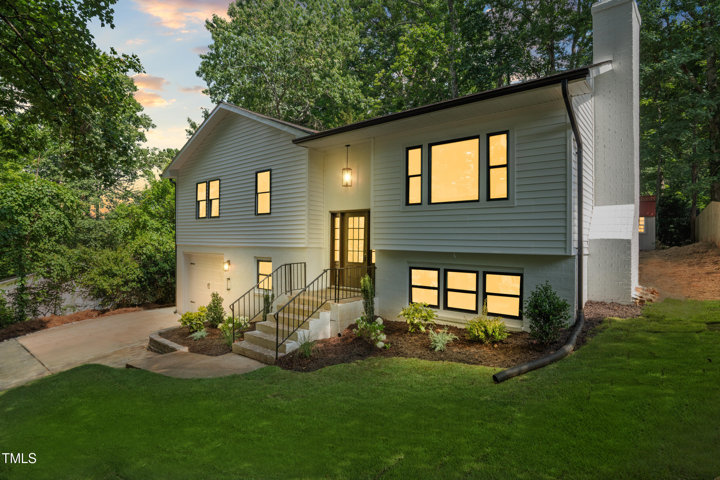 4349 Pickwick Drive Raleigh, NC 27613 - Photo 2 of 64 1_sunset