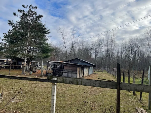 $89,999 | 2141 North Mason Road, Ravenna, MI 49451