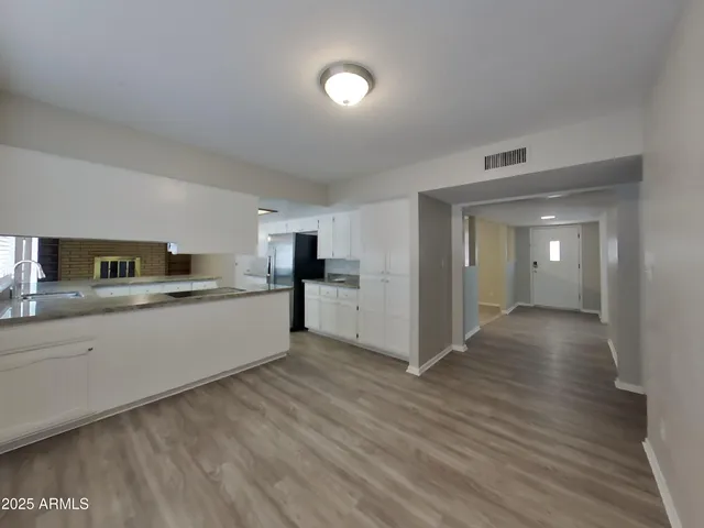 $2,279 | 1550 East Kramer Street, Mesa, AZ 85203