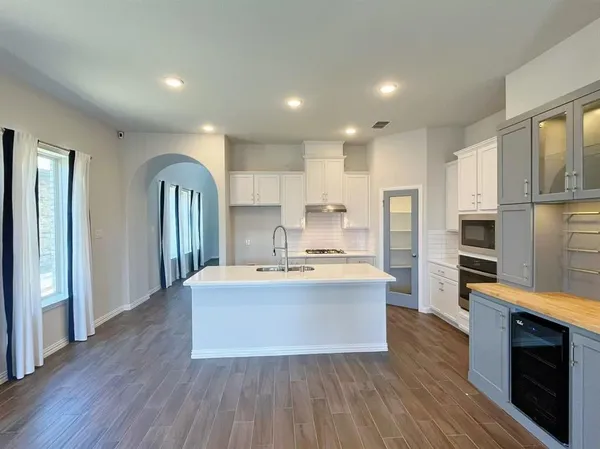 $3,150 | 816 Brenham Avenue, Celina, TX 75009