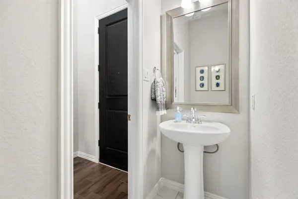 $3,150 | 816 Brenham Avenue, Celina, TX 75009