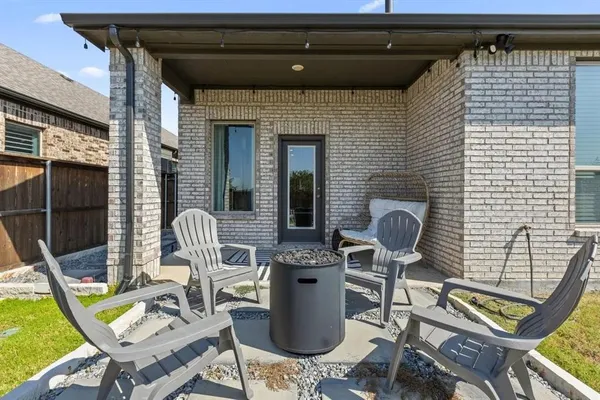 $3,150 | 816 Brenham Avenue, Celina, TX 75009