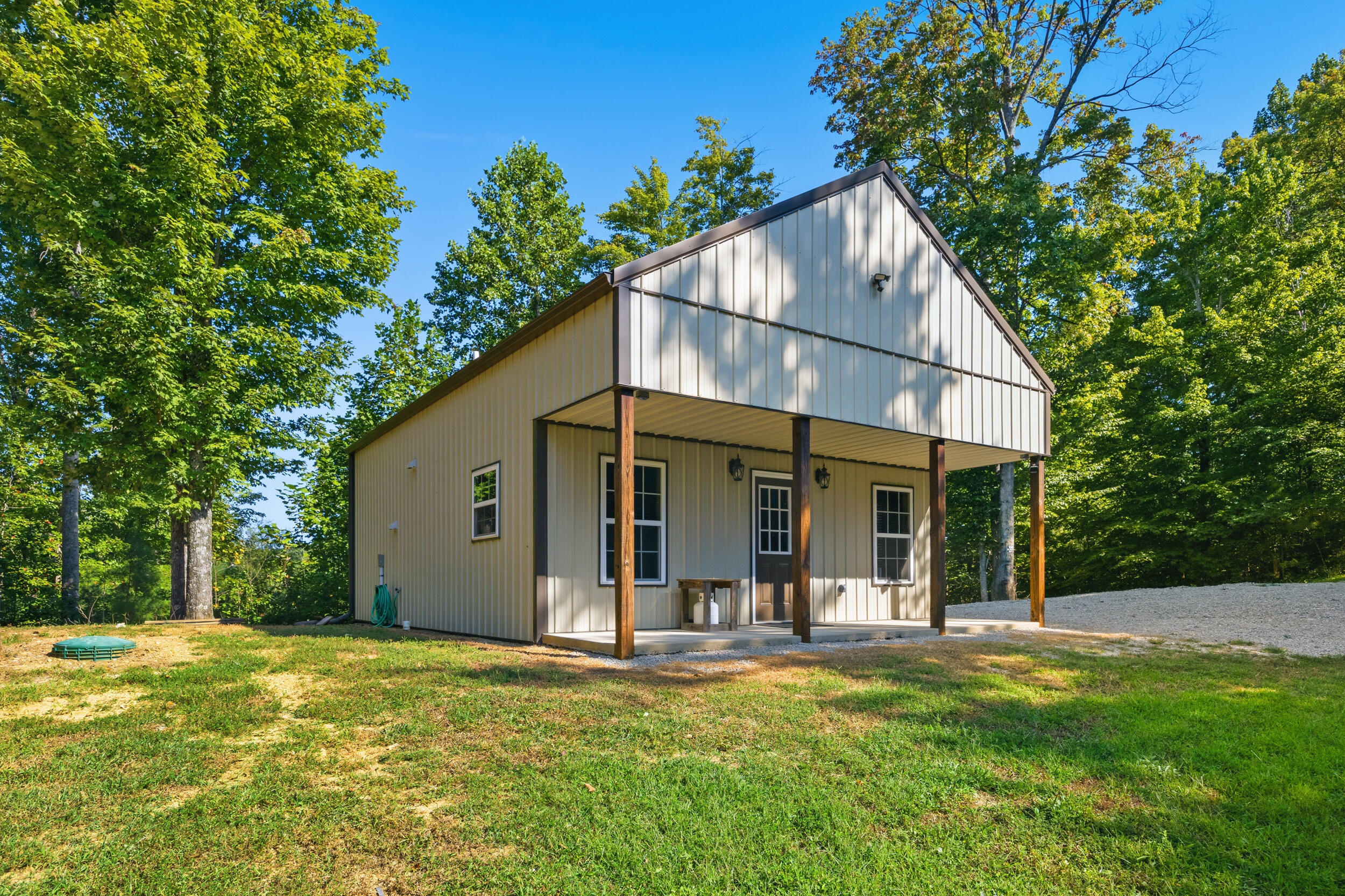 1562 High Ridge Road Middleburg, KY 42541 - Photo 3 of 46 4_img_4000