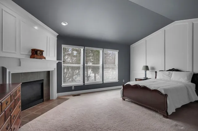 $465,000 | 929 River Rock Drive, Holly, MI 48442