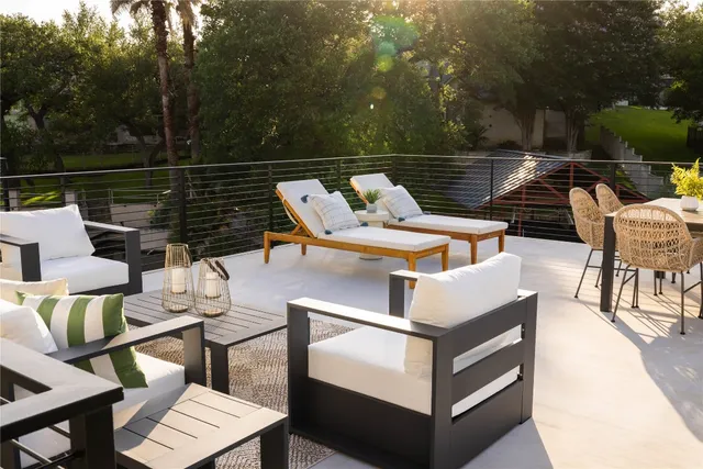 $2,250,000 | 701 Hi Circle North, Unit B, Horseshoe Bay, TX 78657