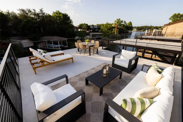 $2,250,000 | 701 Hi Circle North, Unit B, Horseshoe Bay, TX 78657