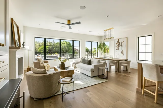 $2,250,000 | 701 Hi Circle North, Unit B, Horseshoe Bay, TX 78657