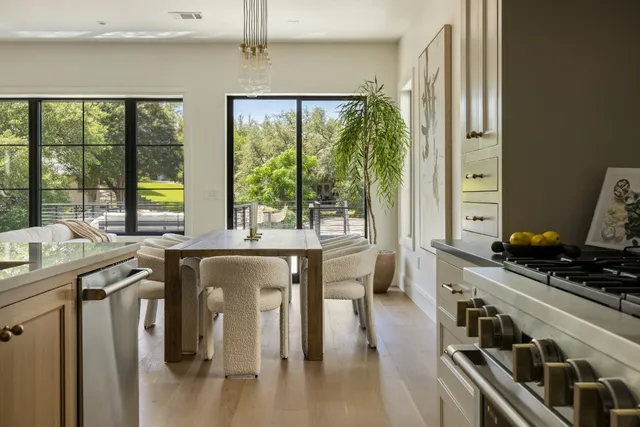 $2,250,000 | 701 Hi Circle North, Unit B, Horseshoe Bay, TX 78657