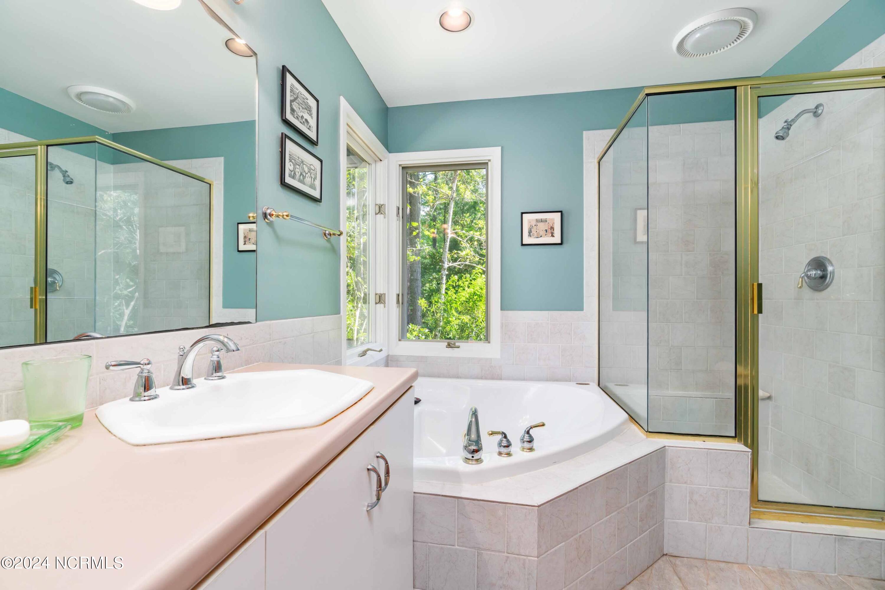 12 Orchard Point Road Oriental, NC 28571 - Photo 26 of 53 Primary EnSuite