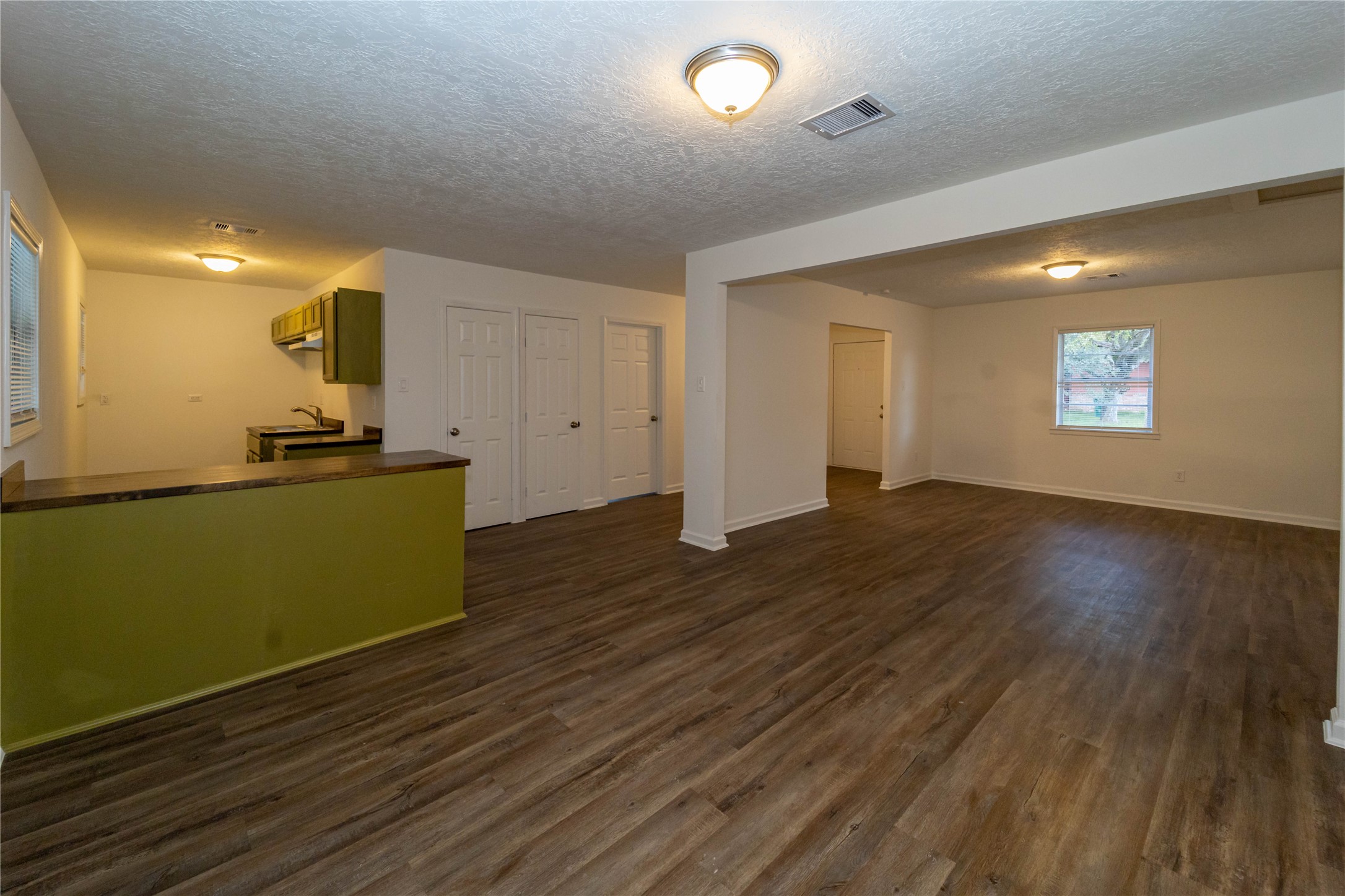 507 West Decatur Avenue Orange, TX 77630 - Photo 7 of 31