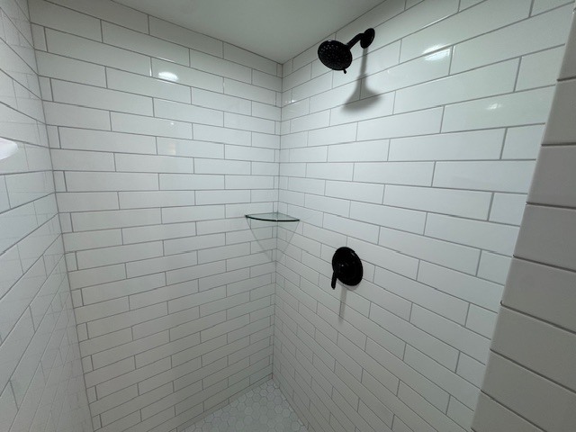 10454 South Forest Avenue Chicago, IL 60628 - Photo 15 of 16 a bathroom with a shower