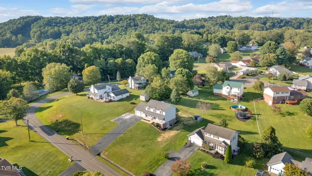 $489,899 | 15346 Woodstone Circle, Bristol, VA 24202